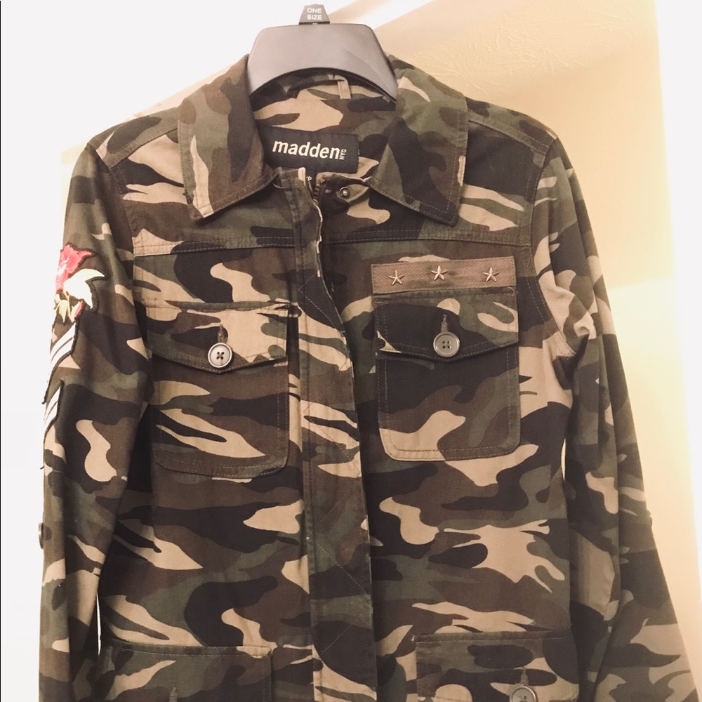 Military print lightweight jacket